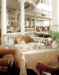 Sheraton Moana Surfrider Dining